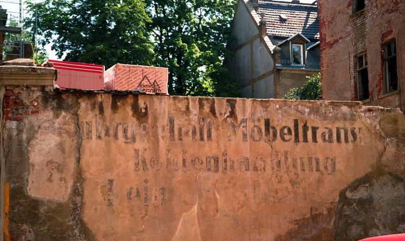 Leipzig-Gohlis, Menckestr. 38, 31.7.1999.jpg - Fuhrgeschäft, Möbeltransport, Kohlenhandlung